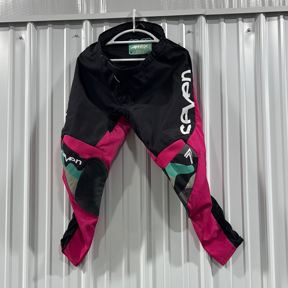 Seven7 Pink and black camo motocross pants